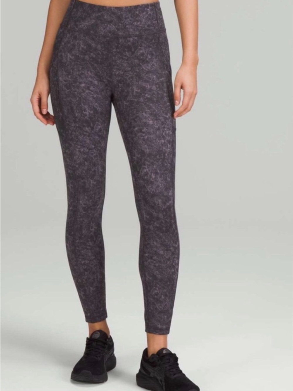 Lululemon Wunder Train High Rise Tight 28”